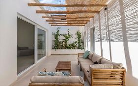 Agradable casa con patio interior.
